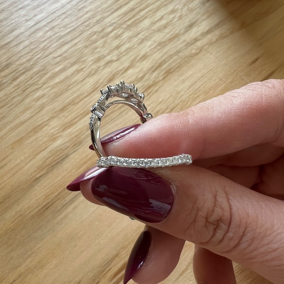 Moissanite Solitaire Ring – 1.50 CT, VVS1 D Color – 925 Silver – Women’s Size 6 - Picture 10 of 14